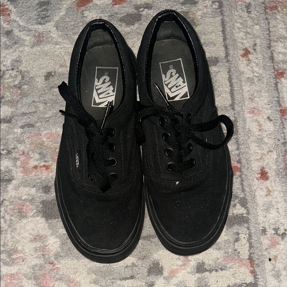 Women’s Vans black 6.5
